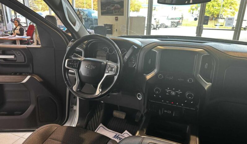 
								2021 Chevrolet Silverado 1500 Crew Cab 4×4 Rst full									