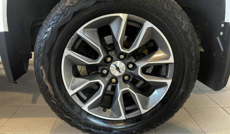 
								2021 Chevrolet Silverado 1500 Crew Cab 4×4 Rst full									