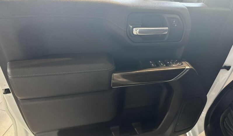 
								2021 Chevrolet Silverado 1500 Crew Cab 4×4 Rst full									
