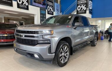 2021 Chevrolet Silverado 1500 Crew Cab 4×4 RST / Standard Box