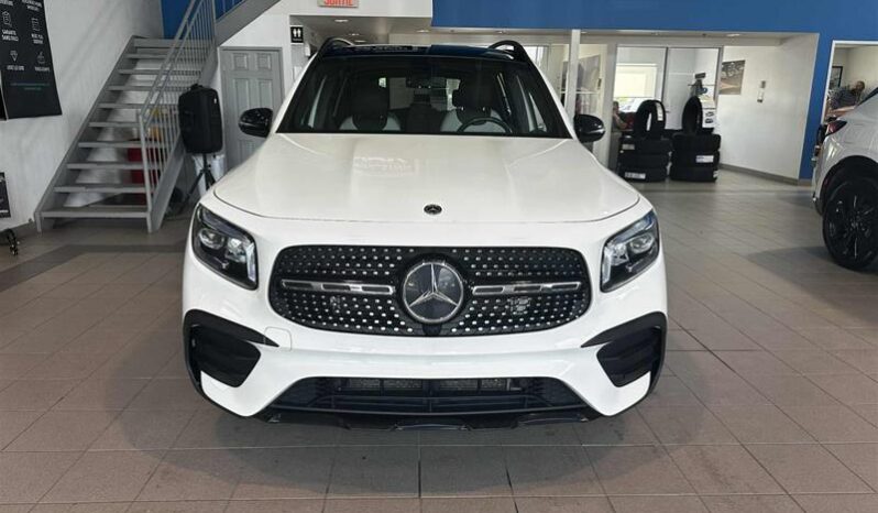 
								2021 Mercedes-Benz GLB250 4MATIC SUV full									