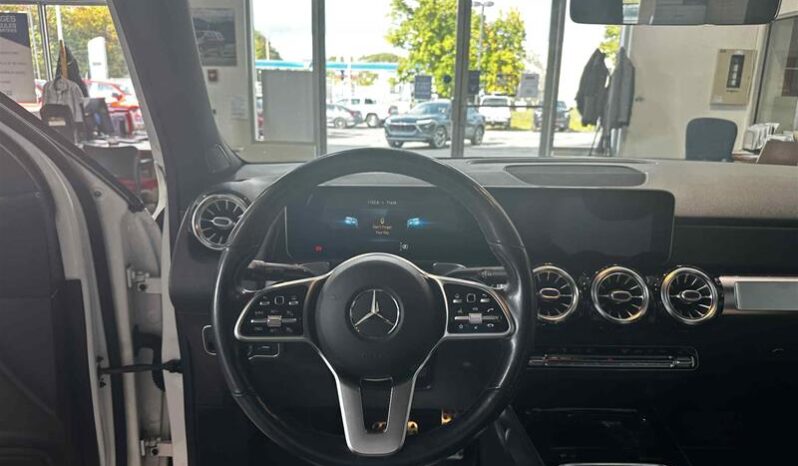
								2021 Mercedes-Benz GLB250 4MATIC SUV full									