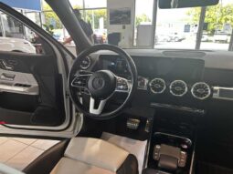 
										2021 Mercedes-Benz GLB250 4MATIC SUV full									