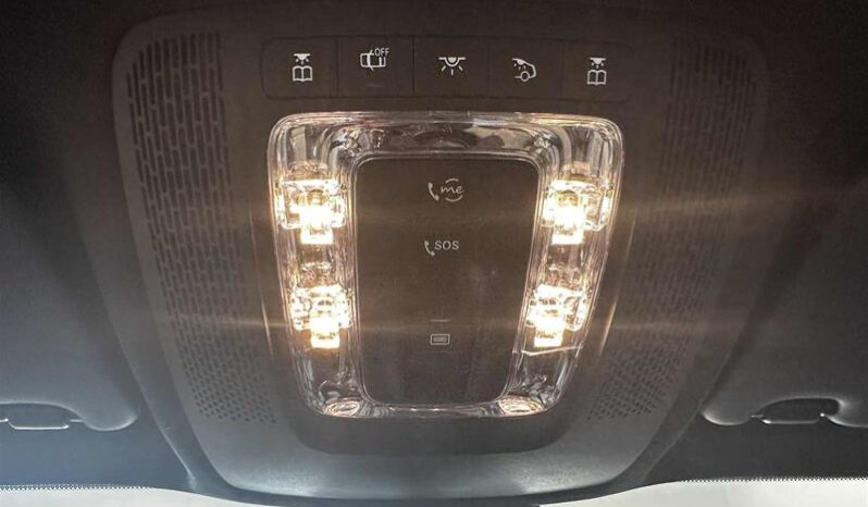 
								2021 Mercedes-Benz GLB250 4MATIC SUV full									