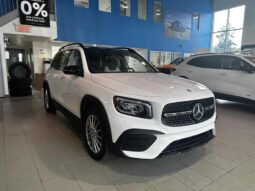 
										2021 Mercedes-Benz GLB250 4MATIC SUV full									