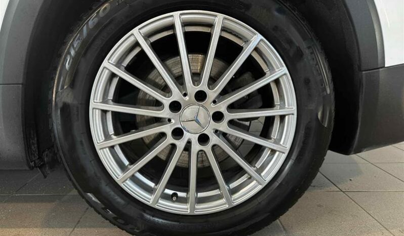 
								2021 Mercedes-Benz GLB250 4MATIC SUV full									