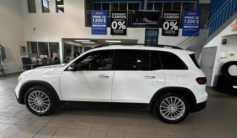 
								2021 Mercedes-Benz GLB250 4MATIC SUV full									
