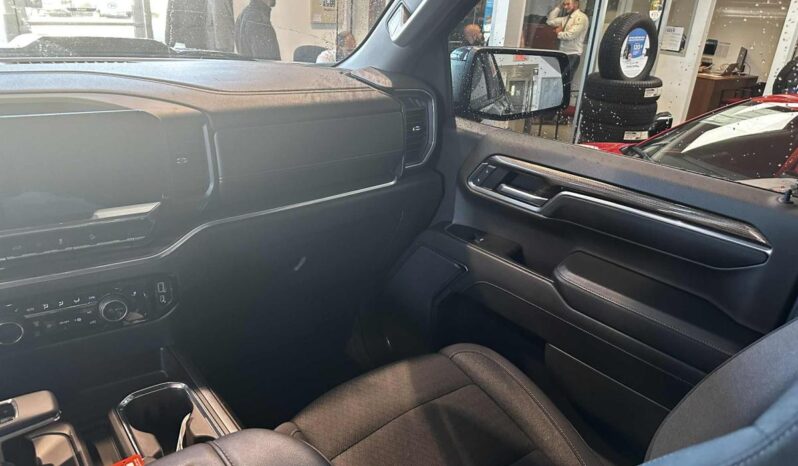 
								2022 Chevrolet Silverado 1500 Crew Cab 4×4 Lt full									