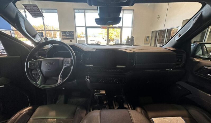 
								2023 Chevrolet Silverado 1500 Crew Cab 4×4 Zr2 full									