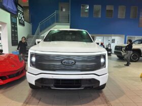 2023 Ford F-150 Lightning 4×4 – Supercrew