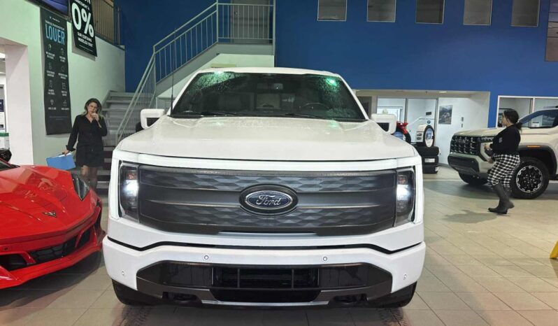 
								2023 Ford F-150 Lightning 4×4 – Supercrew full									
