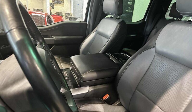 
								2023 Ford F-150 Lightning 4×4 – Supercrew full									