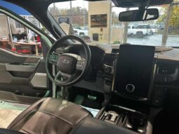 
										2023 Ford F-150 Lightning 4×4 – Supercrew full									