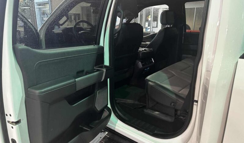 
								2023 Ford F-150 Lightning 4×4 – Supercrew full									