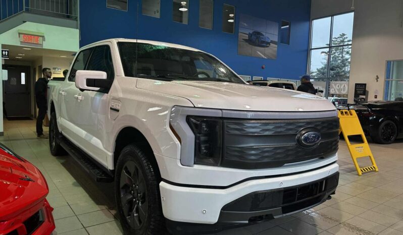 
								2023 Ford F-150 Lightning 4×4 – Supercrew full									