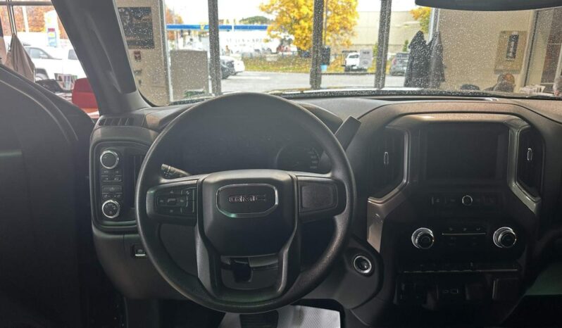 2023 GMC Sierra 1500 Crew Cab 4×4 Pro full