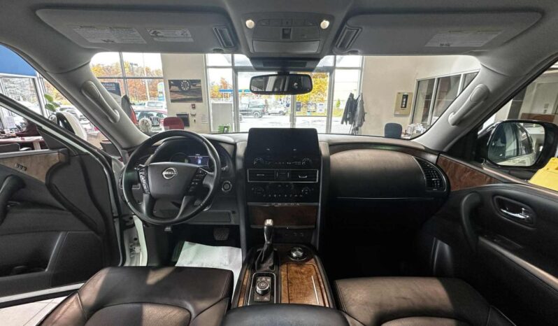 2023 Nissan Armada Sl At full