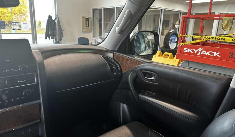 2023 Nissan Armada Sl At full