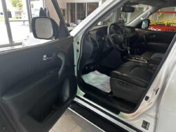 2023 Nissan Armada Sl At full