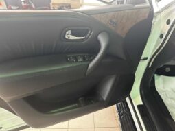 2023 Nissan Armada Sl At full