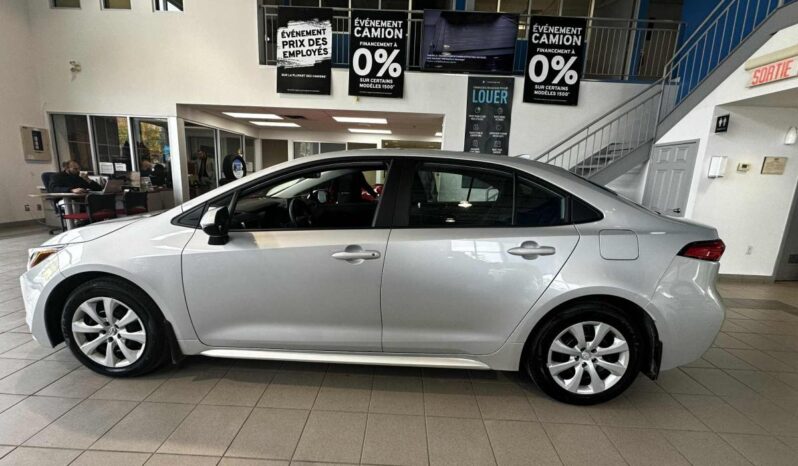 
								2023 Toyota Corolla Le Cvt full									