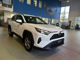 2023 Toyota RAV4 Xle Awd