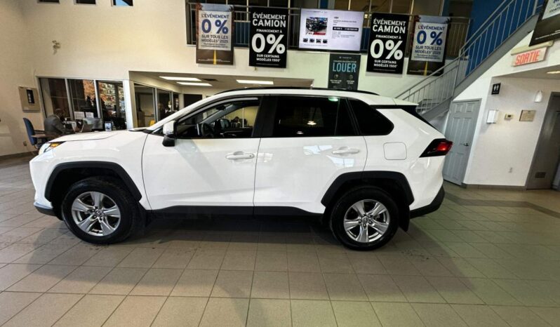2023 Toyota RAV4 Xle Awd full