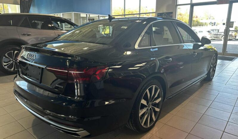 
								2024 Audi A4 45 2.0t Komfort full									
