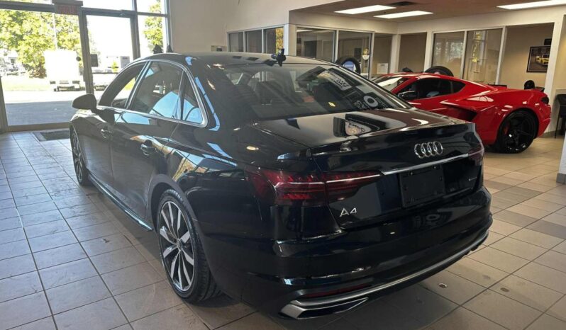 
								2024 Audi A4 45 2.0t Komfort full									