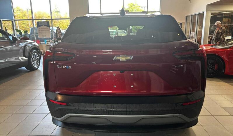 2025 Chevrolet Blazer EV AWD LT full