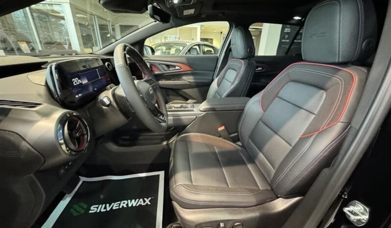 2025 Chevrolet Equinox EV 4dr RS full