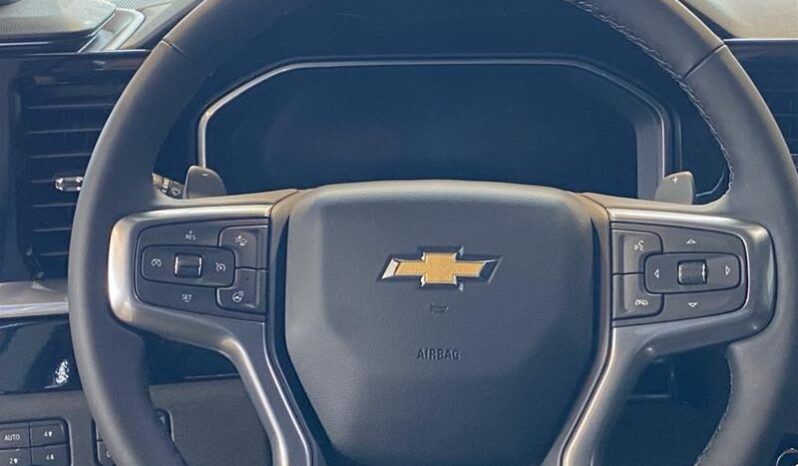 2025 Chevrolet Silverado 1500 Crew Cab Standard Box 4-Wheel Drive LT full