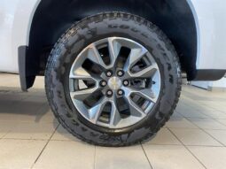 2025 Chevrolet Silverado 1500 Crew Cab Standard Box 4-Wheel Drive LT full