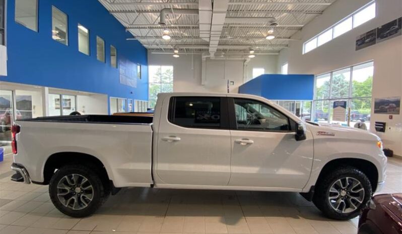 2025 Chevrolet Silverado 1500 Crew Cab Standard Box 4-Wheel Drive LT full