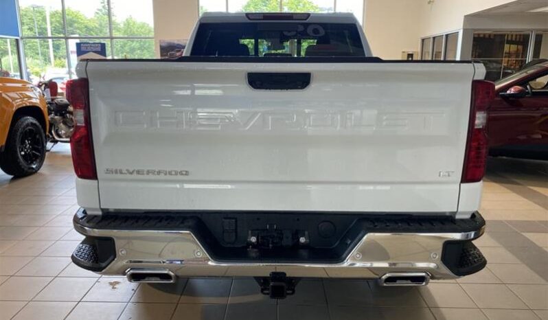 2025 Chevrolet Silverado 1500 Crew Cab Standard Box 4-Wheel Drive LT full