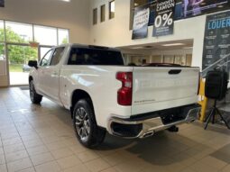 2025 Chevrolet Silverado 1500 Crew Cab Standard Box 4-Wheel Drive LT full