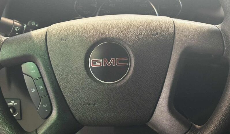 
								2025 GMC Savana Cargo 2500 Regular full									
