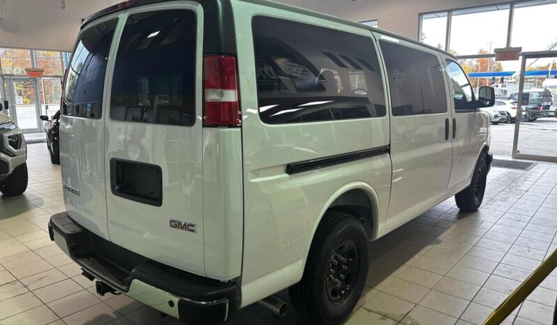 
								2025 GMC Savana Cargo 2500 Regular full									