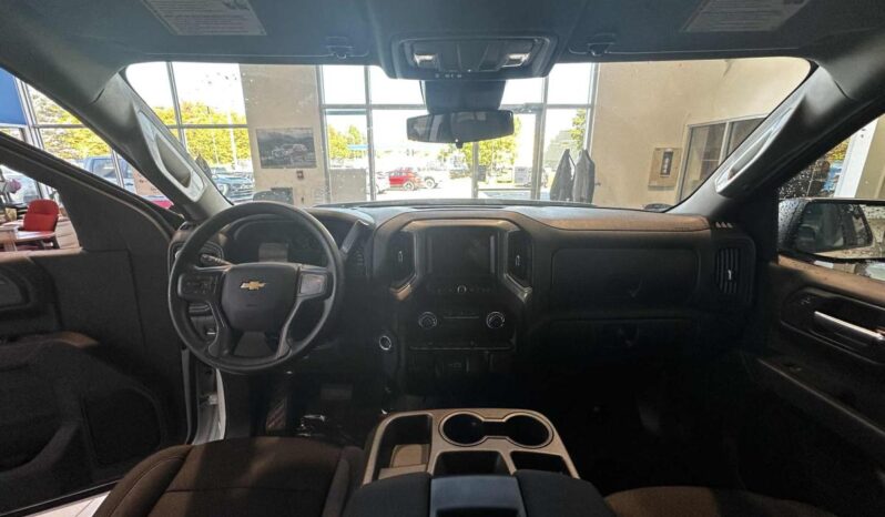 
								2026 Chevrolet Silverado 1500 Crew Cab Standard full									