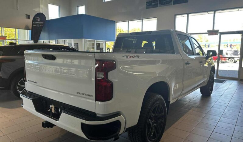 
								2026 Chevrolet Silverado 1500 Crew Cab Standard full									