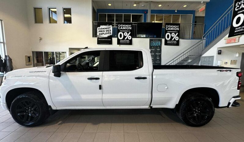 
								2026 Chevrolet Silverado 1500 Crew Cab Standard full									