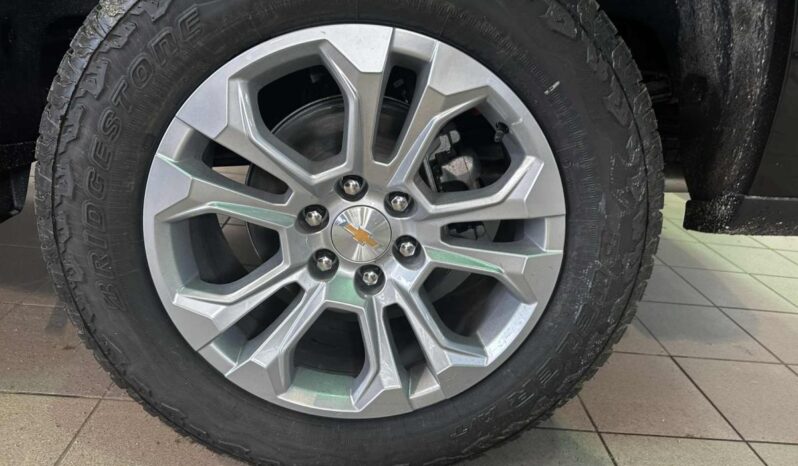 2026 Chevrolet Silverado 1500 Crew Cab Standard full