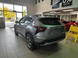 2026 Chevrolet Trax Fwd 4dr Lt full