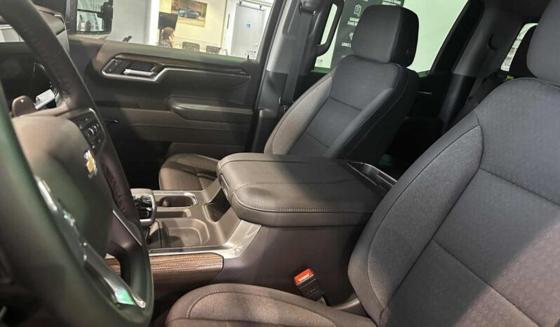 2026 Chevrolet Silverado 1500 Crew Cab Standard full