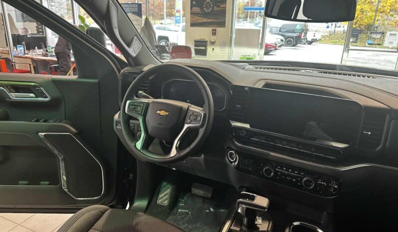 2026 Chevrolet Silverado 1500 Crew Cab Standard full