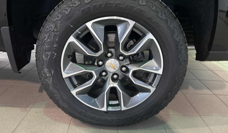 2026 Chevrolet Silverado 1500 Crew Cab Standard full