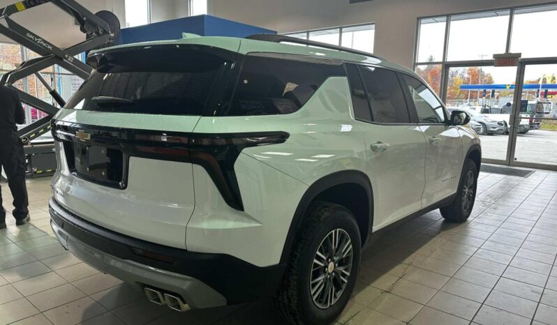 2026 Chevrolet Traverse Awd 4dr Lt full