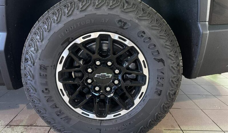 
								2026 Chevrolet Silverado EV E4wd Crew Cab Max full									