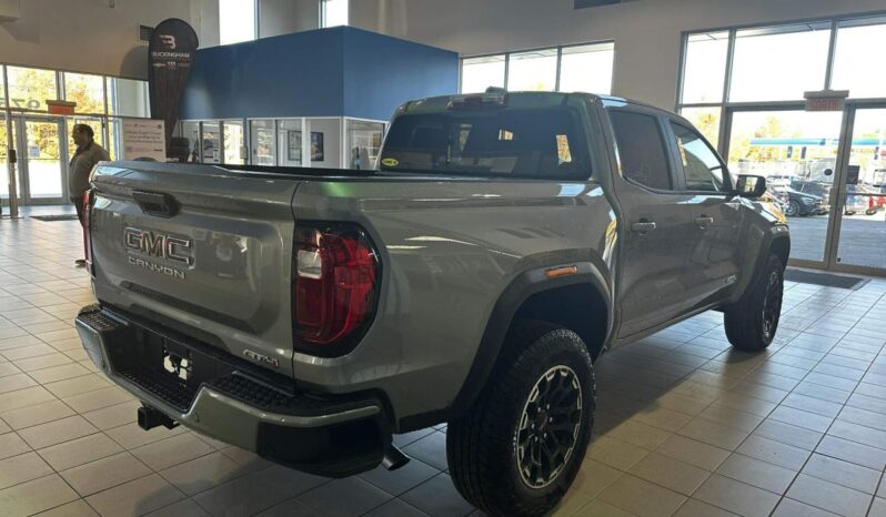 2026 GMC Canyon Crew Cab Short Box 4 full