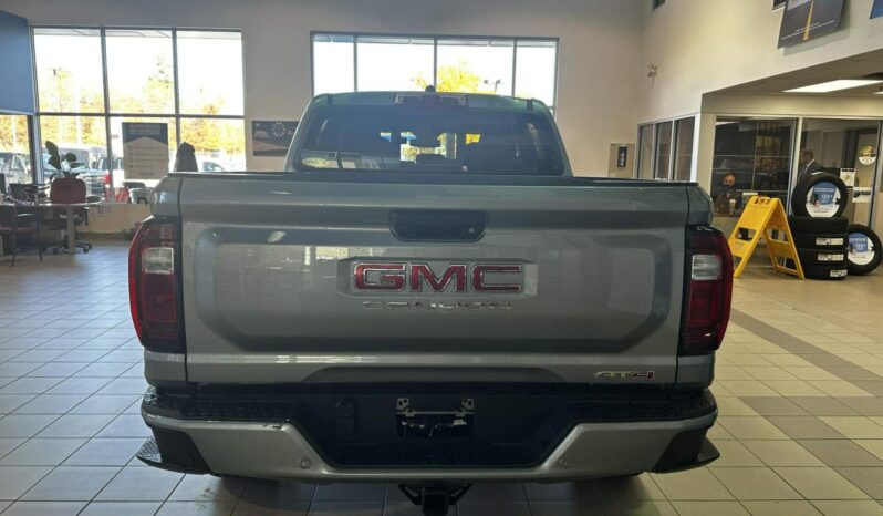 2026 GMC Canyon Crew Cab Short Box 4 full